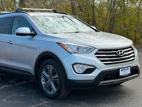 Used 2016 Hyundai Santa Fe Limited image 3