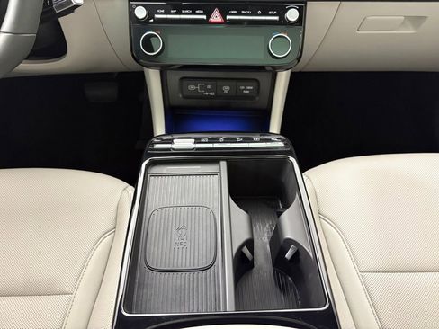 Certified 2025 Hyundai Tucson Limited FWD image 26
