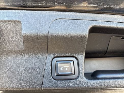 Used 2020 GMC Acadia Denali w/ Trailering Package image 11