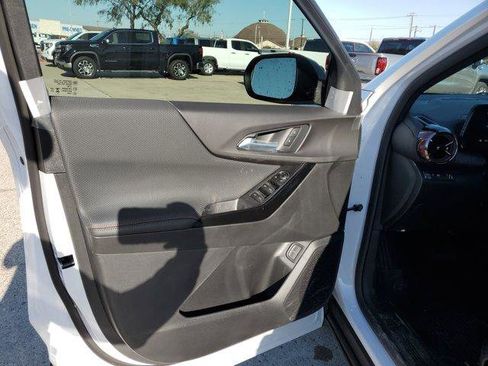 New 2026 Chevrolet Equinox RS w/ LPO, Floor Liner Package image 15