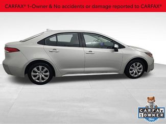 Used 2025 Toyota Corolla LE video 2