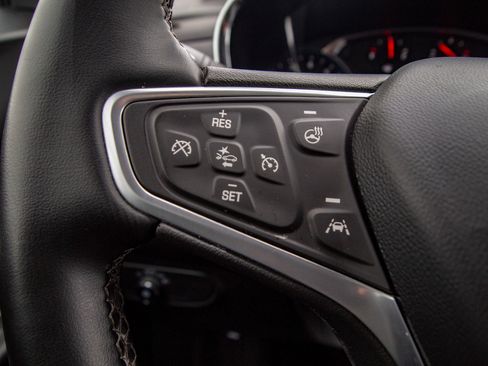 Used 2023 Chevrolet Equinox LT FWD image 21