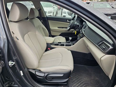 Used 2016 Kia Optima LX image 26