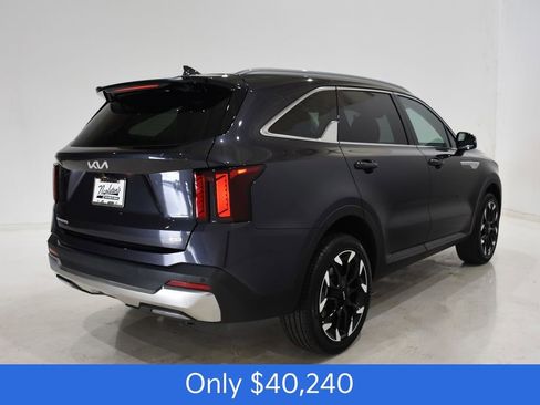 New 2026 Kia Sorento EX image 4