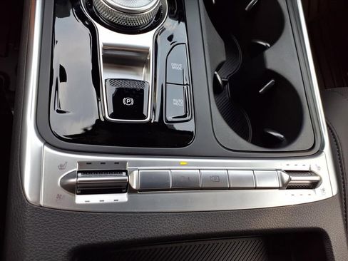 New 2026 Kia Carnival SX image 21