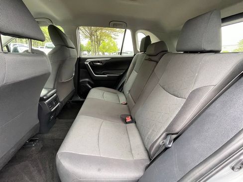 Used 2024 Toyota RAV4 XLE FWD image 26