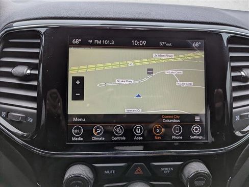 Used 2020 Jeep Grand Cherokee Altitude image 17