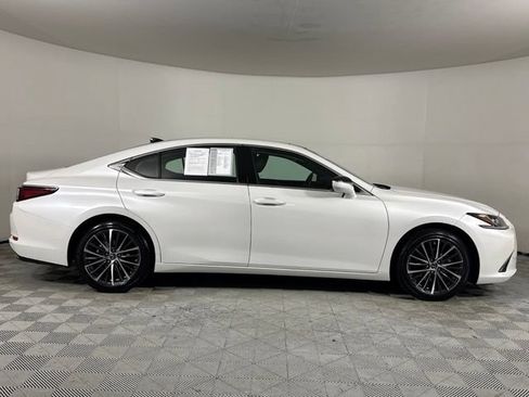 Used 2025 Lexus ES 350 w/ Premium Package FWD image 10