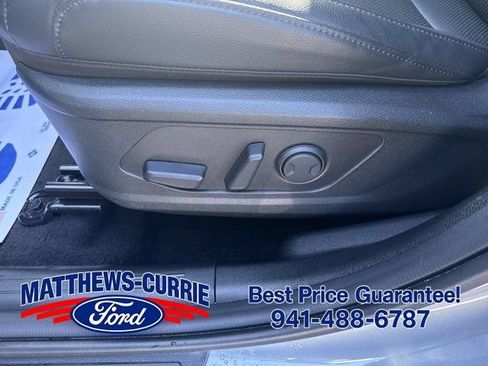 Used 2025 Kia Sportage EX FWD image 10