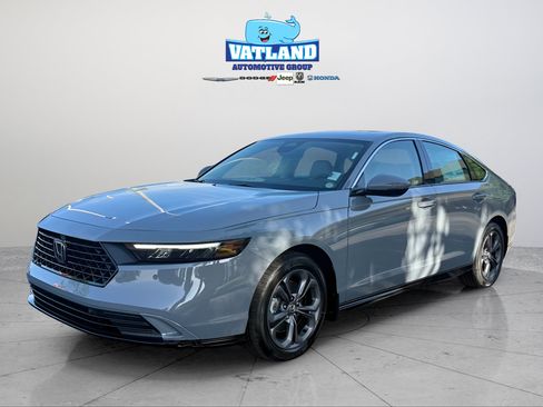 New 2026 Honda Accord EX-L image 1