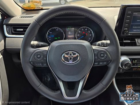 Used 2022 Toyota RAV4 XLE Premium AWD/4WD image 28