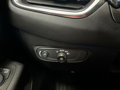 Used 2022 Chevrolet Equinox LT AWD/4WD image 18