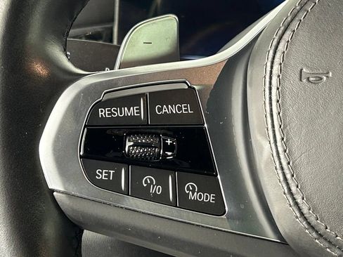 Used 2023 BMW X7 xDrive40i w/ M Sport Package AWD/4WD image 33