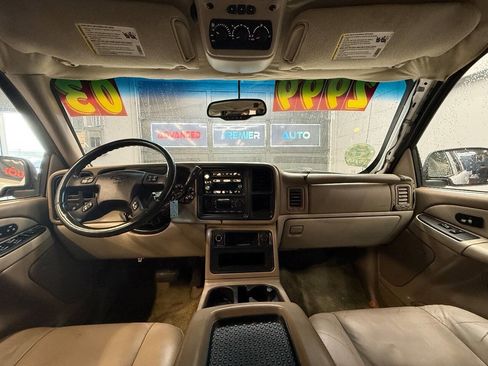 Used 2003 Chevrolet Tahoe LT image 16