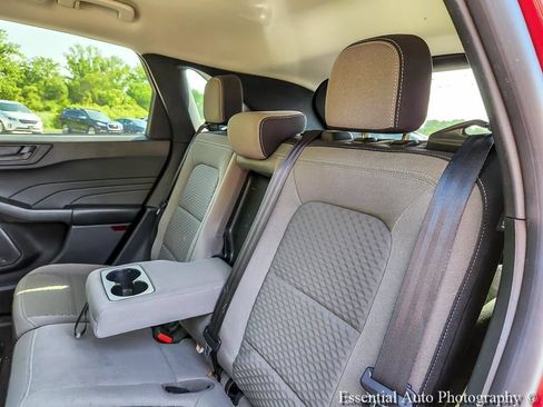 Used 2022 Ford Escape SE w/ Convenience Package FWD image 11