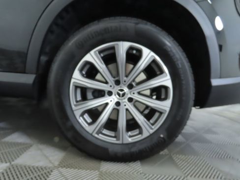Certified 2025 Mercedes-Benz GLC 300 image 31