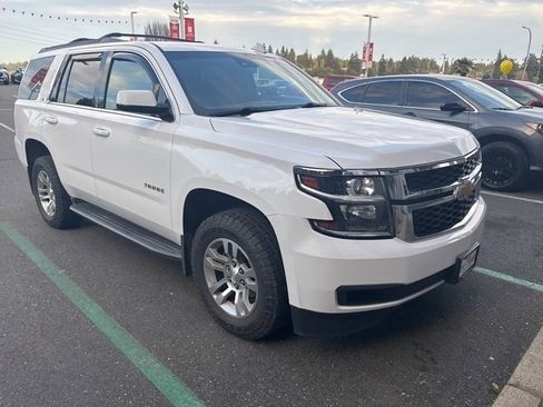 Used 2017 Chevrolet Tahoe LT image 5