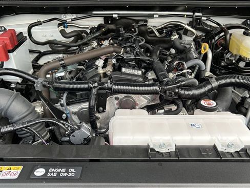 Certified 2025 Toyota 4Runner SR5 image 23