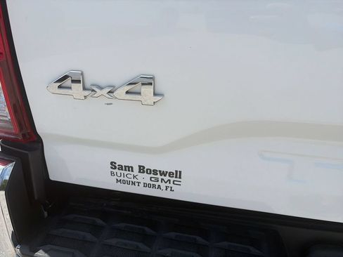 Used 2020 Toyota Tacoma SR5 AWD/4WD image 37