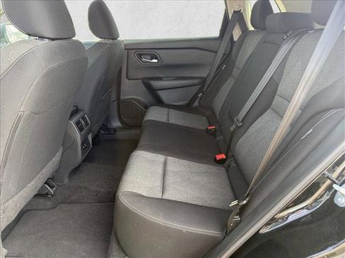 Used 2024 Nissan Rogue SV image 21