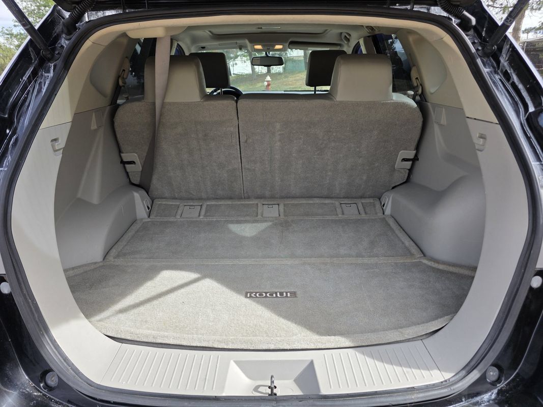 Used 2013 Nissan Rogue SL AWD/4WD image 18