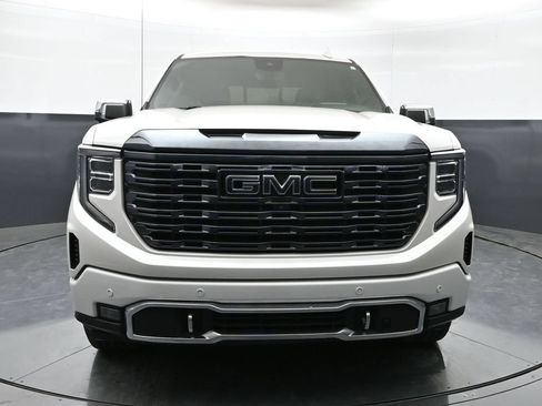 Used 2022 GMC Sierra 1500 Denali Ultimate AWD/4WD image 35