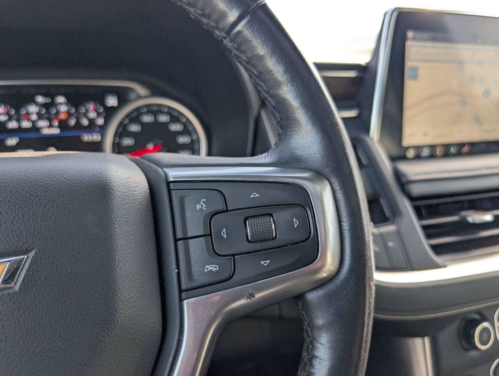 Used 2021 Chevrolet Tahoe Premier w/ Premium Package AWD/4WD image 15