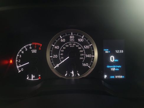 Used 2022 Toyota Corolla LE FWD image 23