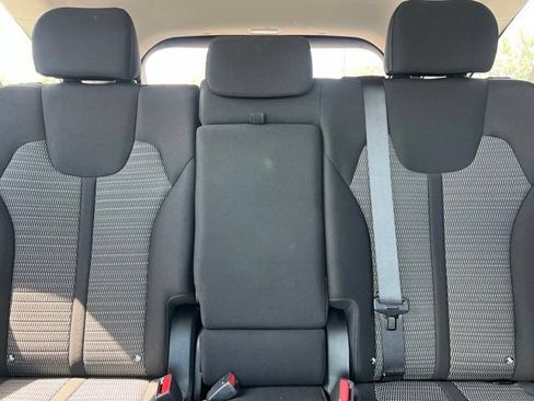 Certified 2024 Kia Sorento LX FWD image 30