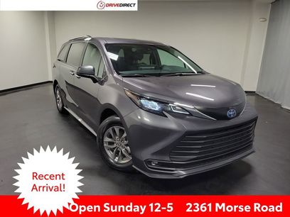 Used 2025 Toyota Sienna XLE