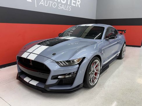 Used 2022 Ford Mustang Shelby GT500 w/ Technology Package RWD image 33