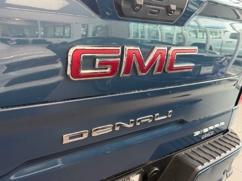 Used 2025 GMC Sierra 1500 Denali w/ Denali Reserve Package RWD image 15