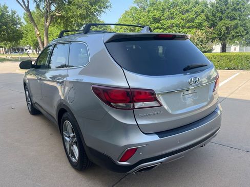 Used 2017 Hyundai Santa Fe FWD image 7