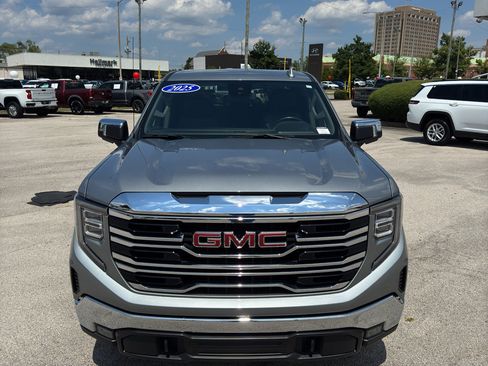 Used 2025 GMC Sierra 1500 SLT RWD image 4