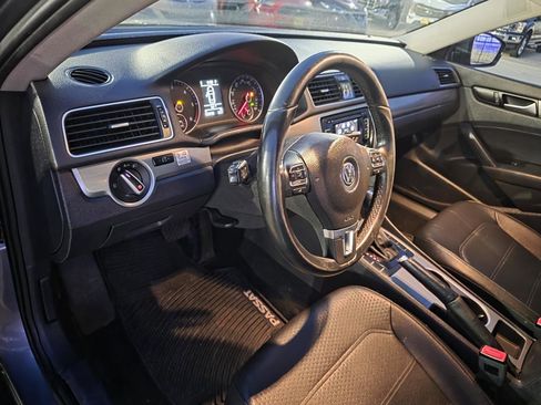 Used 2014 Volkswagen Passat TDI SE image 10