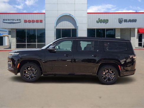 New 2026 Jeep Grand Wagoneer Limited AWD/4WD image 3