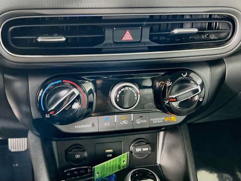 Certified 2023 Hyundai Kona SEL AWD/4WD image 15