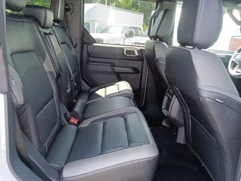 New 2026 Ford Bronco Outer Banks AWD/4WD image 30