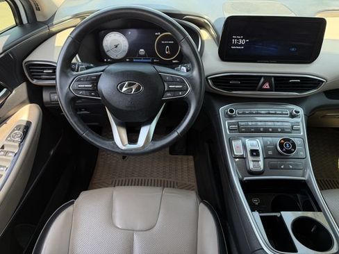 Used 2022 Hyundai Santa Fe SEL w/ Convenience + Premium Package AWD/4WD image 11