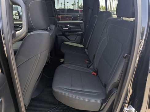 Used 2022 RAM 1500 Big Horn AWD/4WD image 8