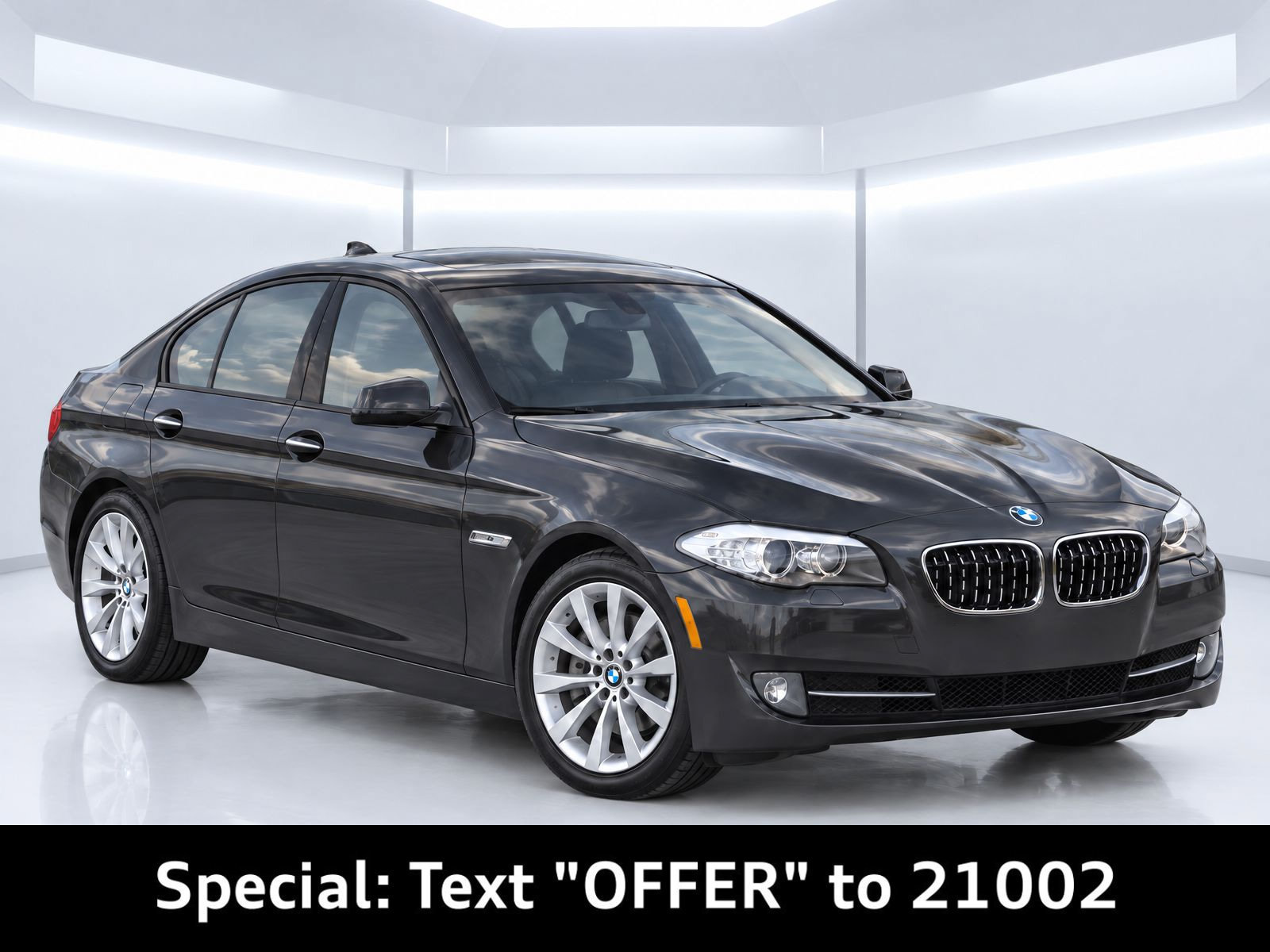 Used 2011 BMW 528i Sedan RWD image 2