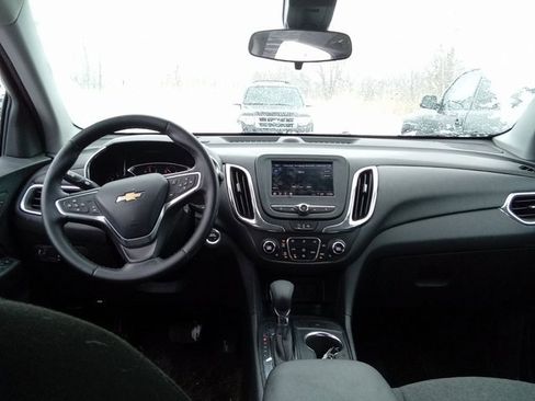 Used 2023 Chevrolet Equinox LT image 7