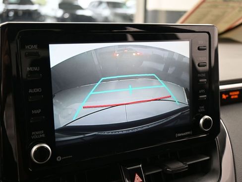 Used 2022 Toyota Corolla LE image 22