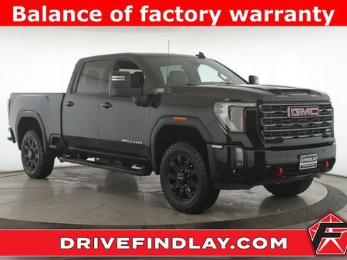 Used 2024 GMC Sierra 2500 AT4 image 1