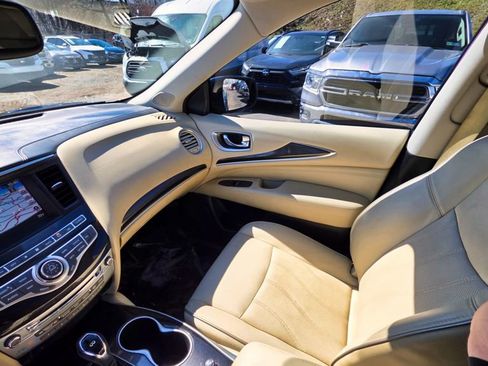 Used 2017 INFINITI QX60 AWD w/ Premium Plus Package image 11