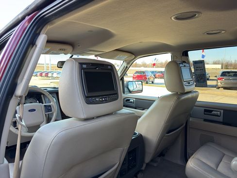 Used 2014 Ford Expedition EL XLT w/ Equipment Group 202A image 13