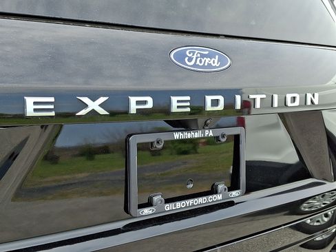 Used 2025 Ford Expedition Max Active AWD/4WD image 29