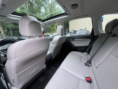 Used 2015 Subaru Forester 2.5i Limited AWD/4WD image 16
