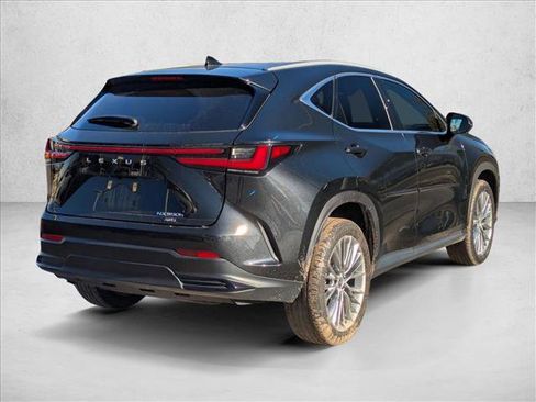 Used 2022 Lexus NX 300h AWD image 5