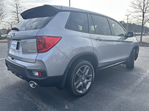 Used 2023 Honda Passport EX-L image 9